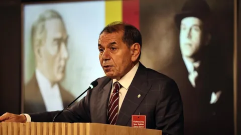 Dursun Özbek rotayı Avrupa'ya çevirdi