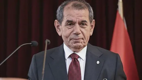 Dursun Özbek'ten derbi galibiyetine prim