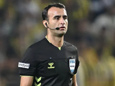 Galatasaray - Fenerbahçe derbisinin hakemi belli oldu! İşte Süper Lig'in 9. haftasında düdük çalacak isimler - fotoğraf 4