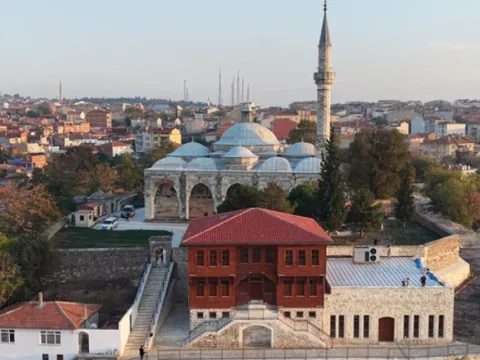 Edirne’ye 8 bin 812 metrekarelik yeni bilgi merkezi... Bakan Ersoy, 160 bin kitap kapasiteli dev kütüphaneyi açtı - fotoğraf 4
