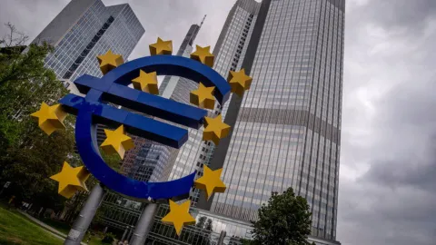 ECB Perşembe günü faiz kararını verecek