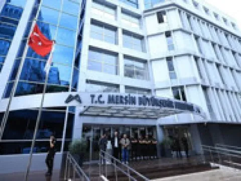 Özgür Özel, Vahap Seçer’i cezaevinde ziyaret etti - fotoğraf 4