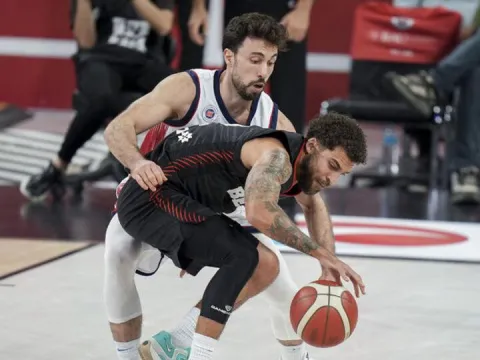 Bahçeşehir Koleji Beşiktaş'ı devirdi! - fotoğraf 1