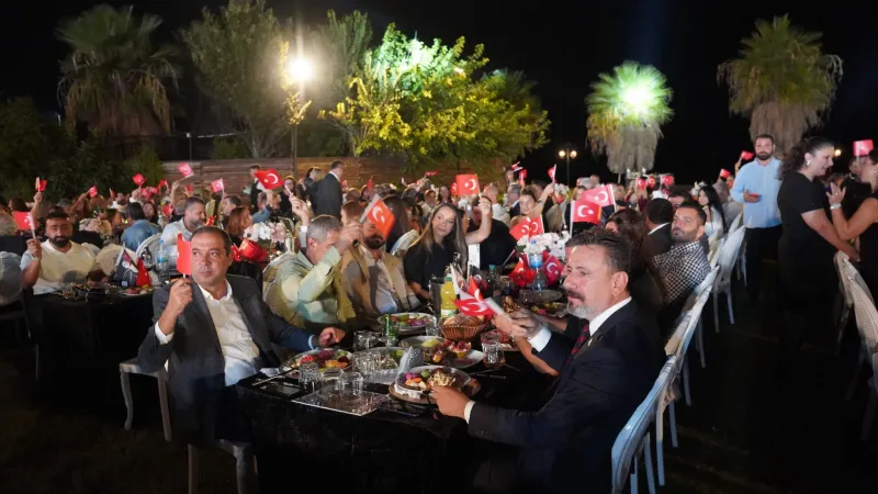 Eğitim Gönüllülerinden Cumhuriyet Coşkusu