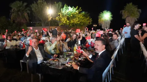 Eğitim Gönüllülerinden Cumhuriyet Coşkusu