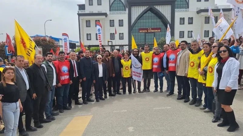 Eğitimcilerden "Güvenli Okul, Güvenli Gelecek" Talebi