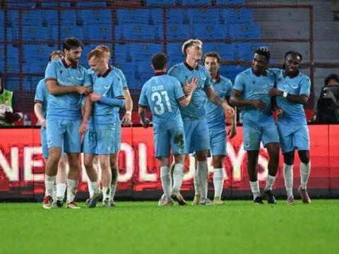 Trabzonspor'u bekleyen yoğun fikstür! - fotoğraf 2