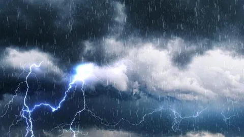 El Nino tehlikesi artıyor! Bir yanda sel ve fırtına, bir yanda aşırı sıcaklar ve kuraklık...