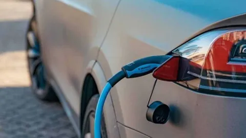 Elektrikli araca binen pişman oluyor: Dev üreticiden itiraf gibi açıklama
