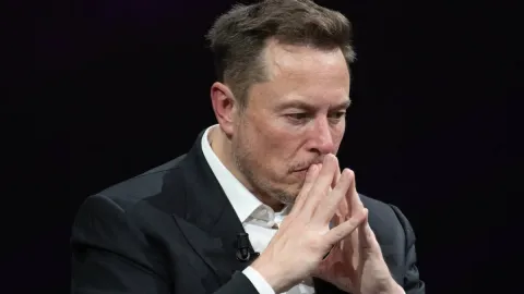 Elon Musk 4 çocuğunun annesinden ayrıldı