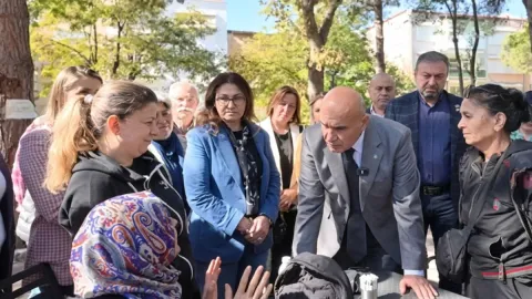 'Emekliler denizi göremiyor AKP’li foncu yat sefasında'