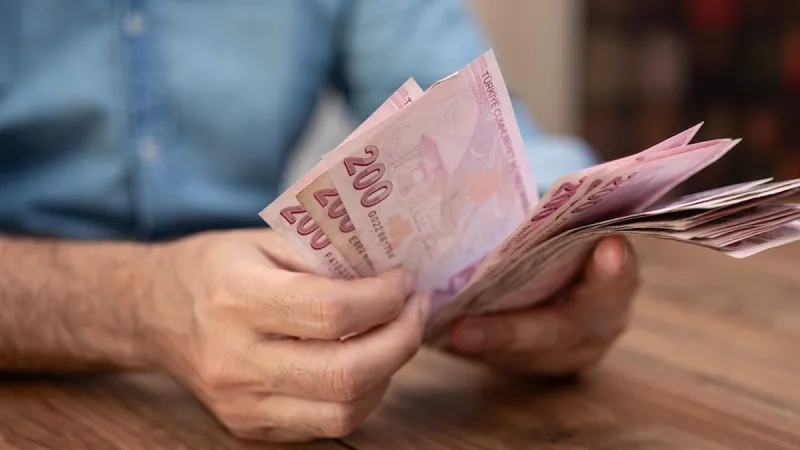 Emeklinin 3 aylık zam oranı kesinleşti