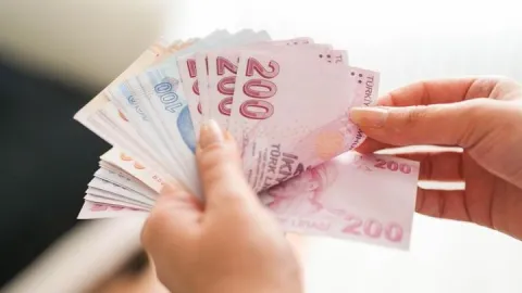 Emekliye zam düzenlemesi: Bakanlık çalışma yapıyor! Masadaki alternatifler ne?
