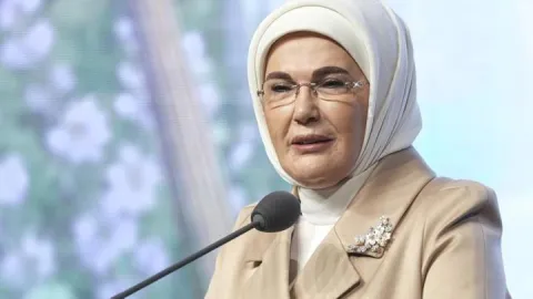 Emine Erdoğan: İnsanlık tarihinde hiçbir nesil ardında bu kadar çok kayıt bırakmamıştır
