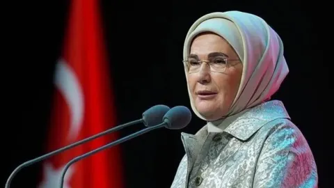 Emine Erdoğan'dan '29 Ekim' mesajı