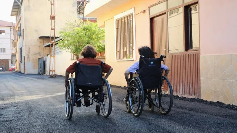 ENGELİ OLANA YOL VE HAYAT