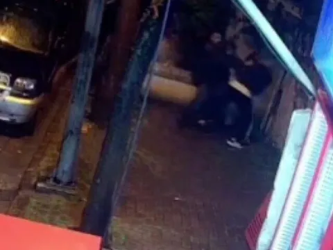 Kız meselesi yüzünden cinayet! Eski arkadaşların kavgasında 1 ölü, 2 yaralı! - fotoğraf 3