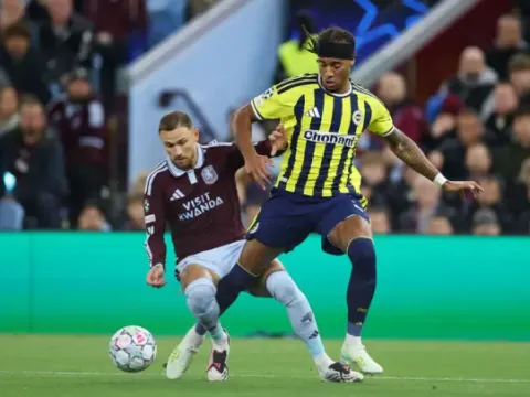 Fenerbahçe, Şampiyonlar Ligi'nde Aston Villa'ya konuk oluyor - fotoğraf 1