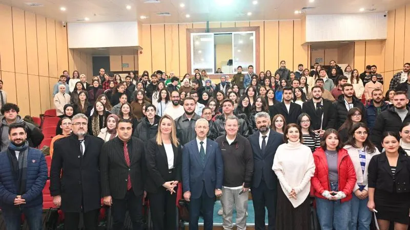 EREN: NE DÜŞÜNMEK YERİNE NASIL DÜŞÜNMEK ÖĞRETİLMELİ