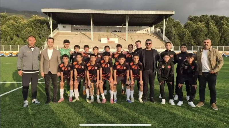 ERZİN BELEDİYESPOR FİNALE KALDI