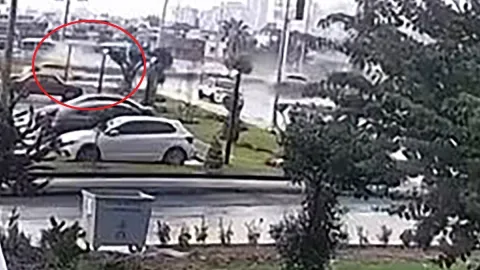 Eski AKP yöneticisi Mert Aydın'ın öldüğü kaza kamerada