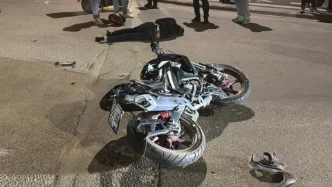 Eskişehir’de motosikletler kavşakta çarpıştı: 2 sürücü ağır yaralı