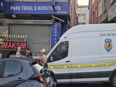 İstanbul'da eğlence mekanında silahlı çatışma: 1'i polis 2 kişi hayatını kaybetti - fotoğraf 1
