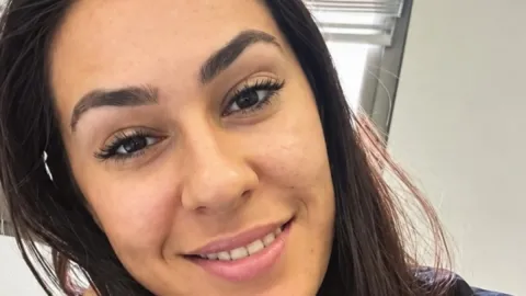 Evinde hayatını kaybetti, 20 kedisi koruma altına alındı
