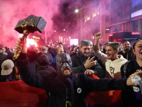12 yıllık Vucic dönemi sona erdi - fotoğraf 3