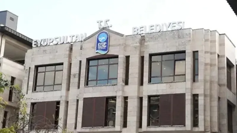 Eyüpsultan Belediyesi soruşturmasında sıcak gelişme: Başkan Mithat Bülent Özmen ve 28 kişi adliyede