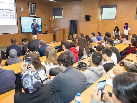 Genel Müdür Abdulkadir Çay, İstanbul Üniversitesi öğrencileriyle buluştu - fotoğraf 1