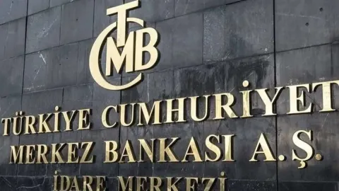 Faizi indirdi ama krizi görmedi