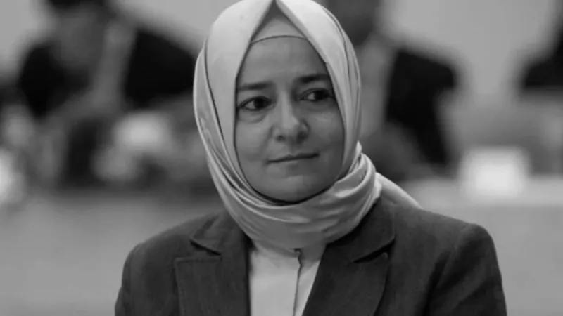 Fatma Betül'den 'milyonlarca lirayı nereden buldu?' sorusuna alay eder gibi yanıt