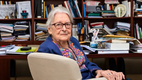 Felsefenin öncü ismi Prof. Dr. İoanna Kuçuradi'ye veda