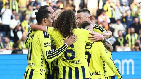 Fenerbahçe, bir sonraki araya kadar 8 zorlu maça çıkacak