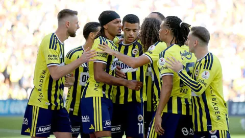Fenerbahçe, Çaykur Rizespor'a konuk olacak