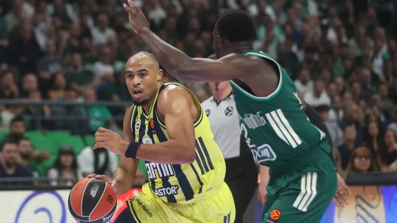 Fenerbahçe, deplasmanda Panathinaikos'a kaybetti! EuroLeague'de ilk yenilgisini aldı