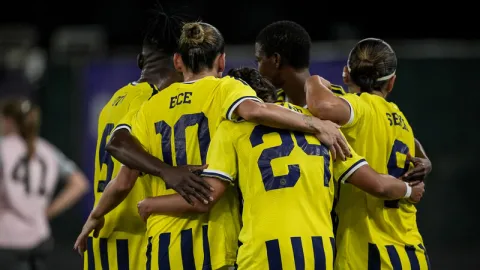 Fenerbahçe, Real Sociedad deplasmanında!
