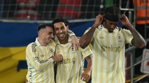 Fenerbahçe Rize'de 7 maçtır puan bırakmıyor!