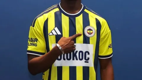Fenerbahçe’de 1 dakika bile oynamadı, talipleri çıktı! Takımdan gidiyor