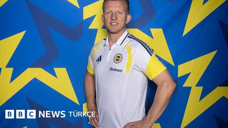 Fenerbahçe'de İsmail Kartal yerine geçici olarak Dirk Kuyt görevlendirildi