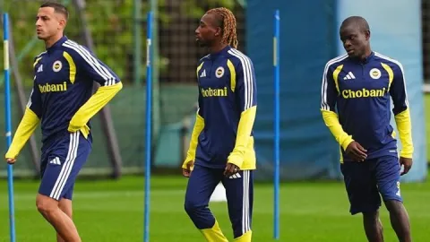 Fenerbahçe’de ocak ayında ayrılık beklentisi: Canlı yayında gündeme getirildi
