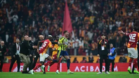 Fenerbahçe'den derbiden çıkan olaylarla ilgili açıklama geldi!