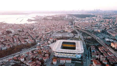 Fenerbahçe'ye stadyum için yeni teklif: Kabul ederse para yağacak