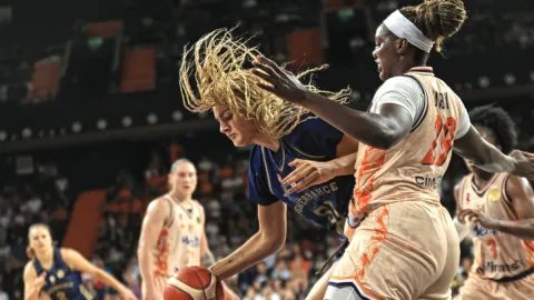 FIBA Kadınlar Süper Kupa'da kazanan Fenerbahçe Tarfin! 3. kez zafere ulaştı