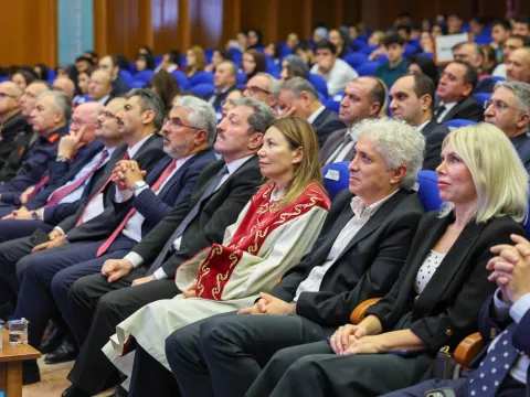 Ünlü cerrah ölümden döndü: Türkiye’nin ilk tam yüz naklini gerçekleştirmişti - fotoğraf 1