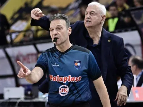 Yunan hakem Papapetrou tutuklandı! - fotoğraf 1