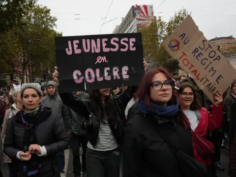 'Avrupa'nın felaketi!' Uzman isim Macron'un çıkmazını değerlendirdi: Fransa'da erken seçim kapıda - fotoğraf 5