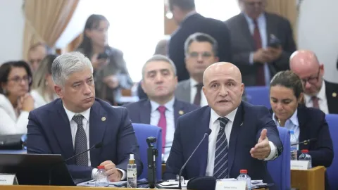 Fon düzenlemesi komisyonda kabul edildi