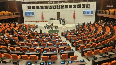 Fon teklifinde ilk 5 madde kabul edildi: Muhalefetten ödeme uyarısı
